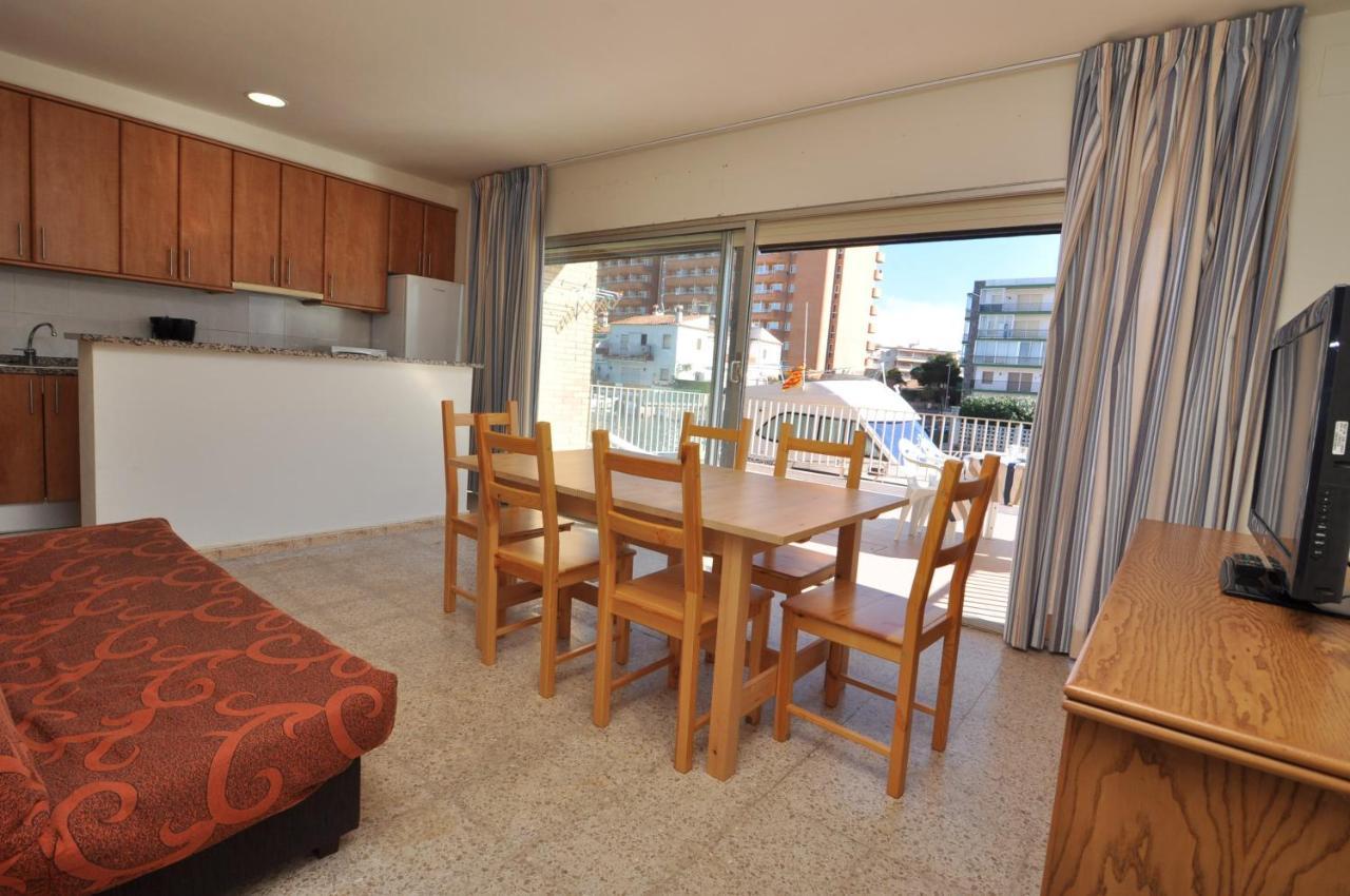 Limit Rent Costabrava Roses